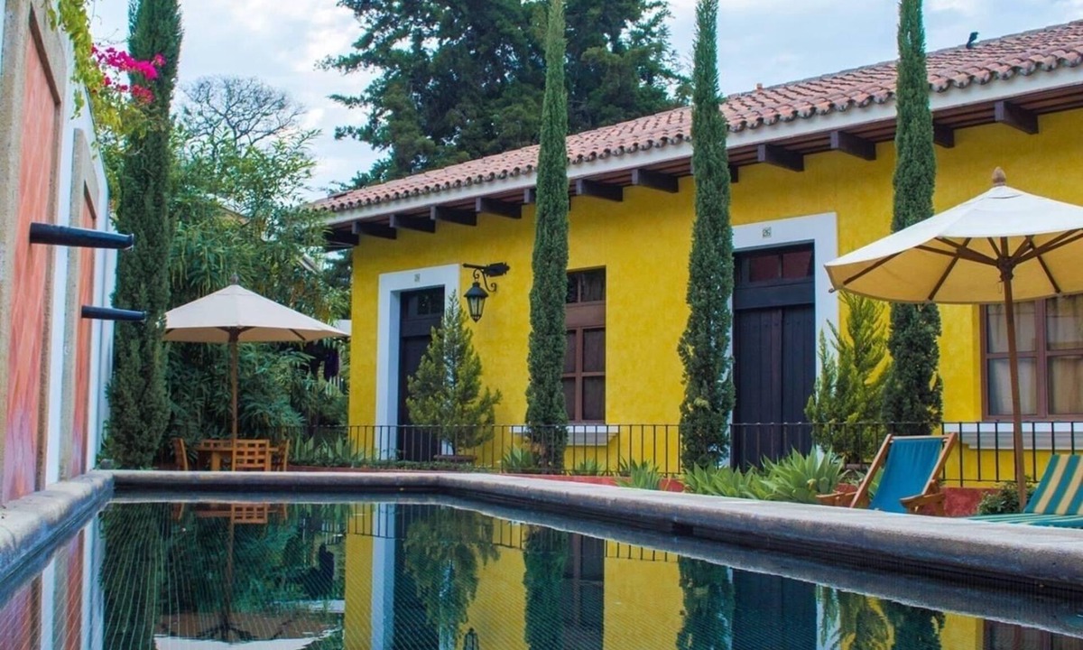 Antigua Guatemala Villa | Beautiful Villa Antigua Guatemala 1 km park, heated swimming pool shuttle parking