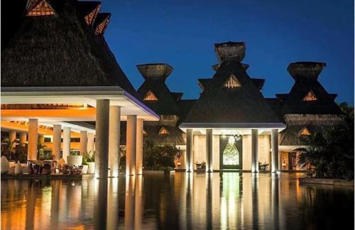 Playa Diamante Villa | Beautiful Villa at Mayan Palace Acapulco Diamante