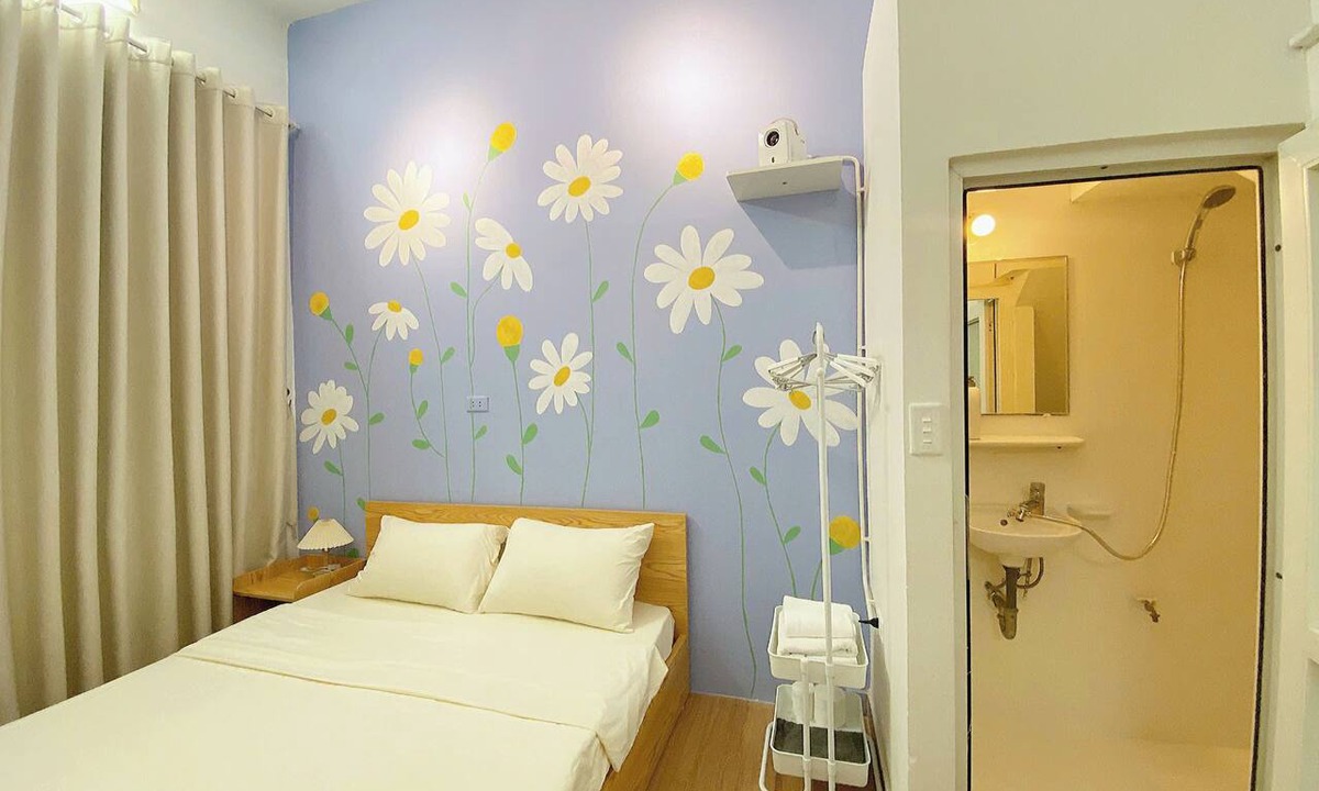 Hang Dao Apartment | Bedroom w/No Stairs, Easy Access Stay in Hanoi Old Quarter, Locker, Free Wash