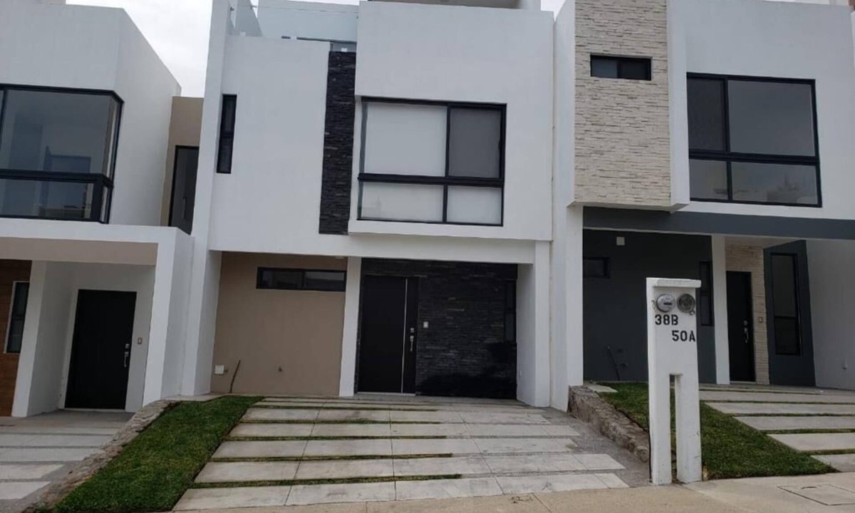 Emerald Coast House | BELLA CASA TOTALMENTE NUEVA BOCA DEL RIO EN FRACCIONAMIENTO