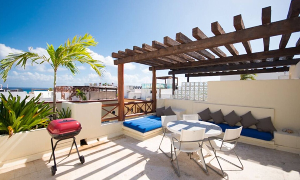 Gonzalo Guerrero Apartment | Best Location PH steps to Mamitas Beach
