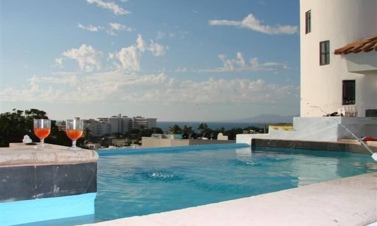 Alta Vista House | Best Value in Heart of Old Town - Modern Architecture - Free WiFi