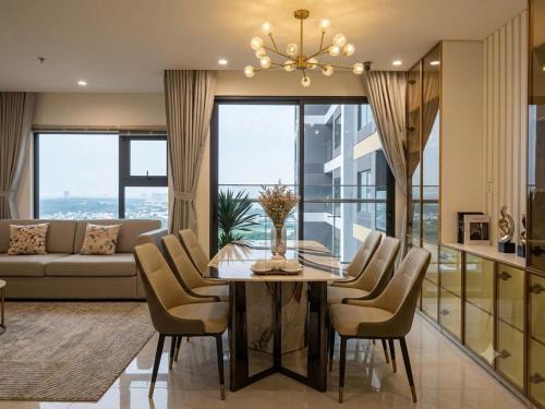 District 9 Apartment | Beverly Solari Haven - 5' Walk to Vincom Mega Mall