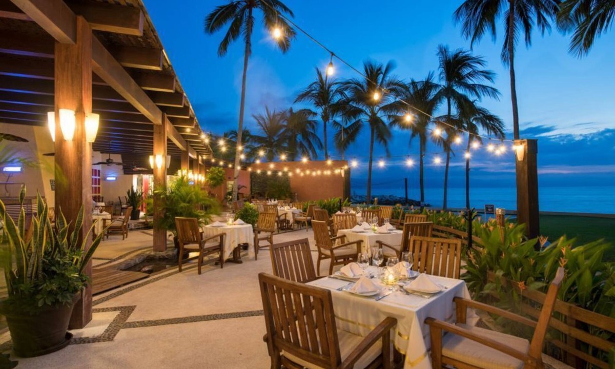 Marina Vallarta Hotel | Big Comfort in a Cozy Space – Studio with Resort Access