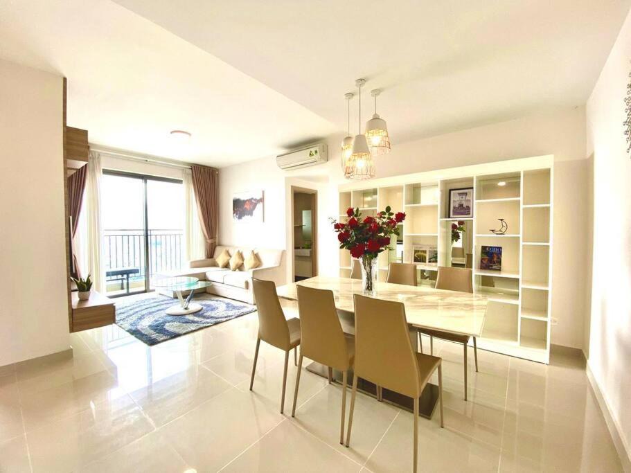 Bach Dang Riverside Apartment | Biggest and luxurious 3brs Rivergate Residence