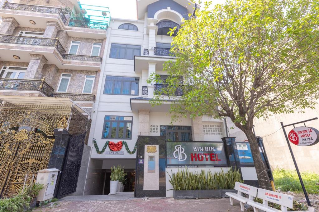 District 7 Hotel | Bin Bin Hotel 14 Near Vstar School D7