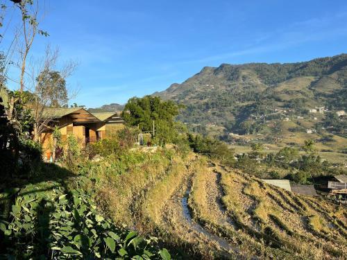 Sa Pa House | Black Hmong Sapa Homestay Family