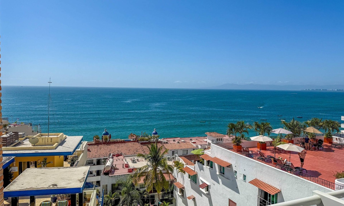South Shore Hotel Area Condo | Boana Torre Malibu #601 , Ocean view, romantic zone