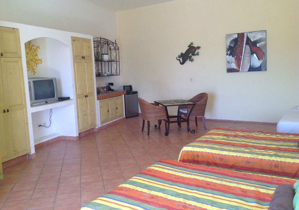 El Tezal Apartment | BRAND NEW HUGE STUDIO 2 FULL BEDS FURNISHED WITH POOL 1 BLOCK FROM THE BEACH