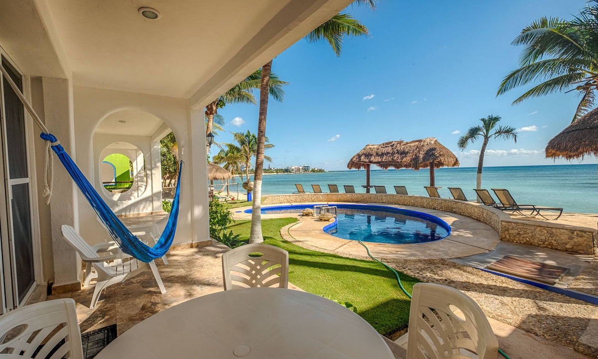 Akumal Condo | Bright and Affordable condo! Right on the beach with a pool!