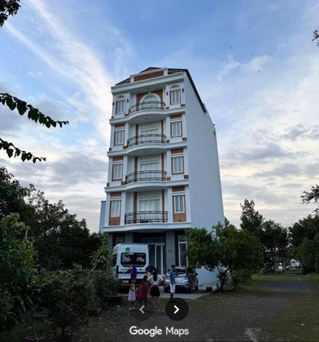 Ha Tien Apartment | Cơ sở 2 - Hà Hùng Panorama Hotel Cho thuê nhà nguyên căn 3 phòng ngủ và bếp gần chợ đêm