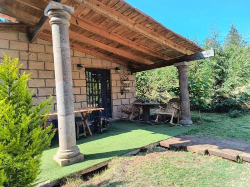 Amealco House | Cabaña Metztli