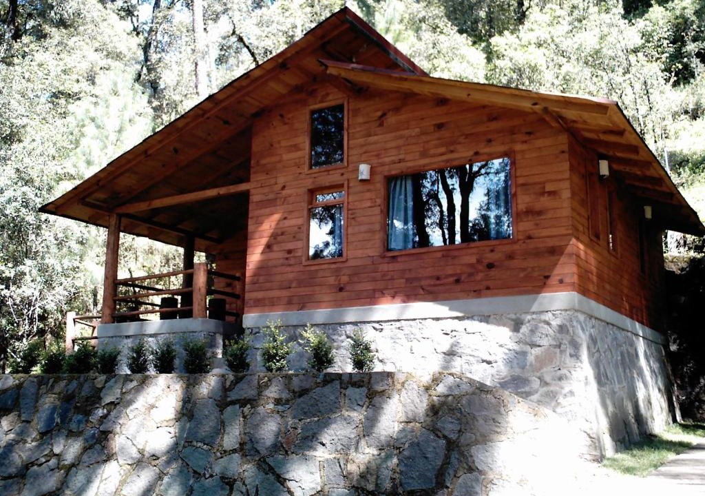 Valle de Bravo Hotel | Cabañas Alpinas López Fontes