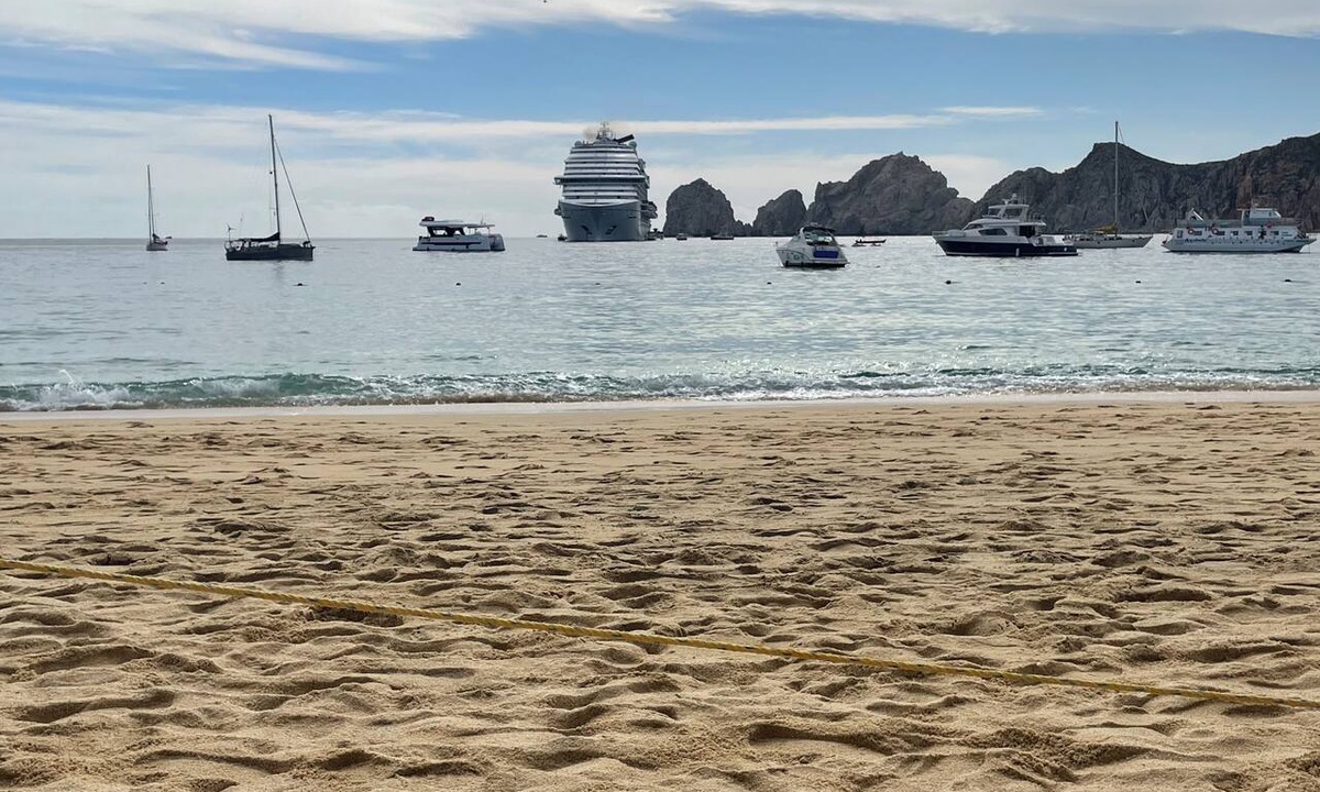 Paraiso Escondido Resort | Cabo home with 3 bedrooms, private pool, hot tub and access to great resorts.