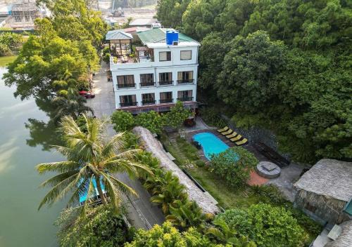 Cat Ba Apartment | Camellia Garden Homestay - Rooftop