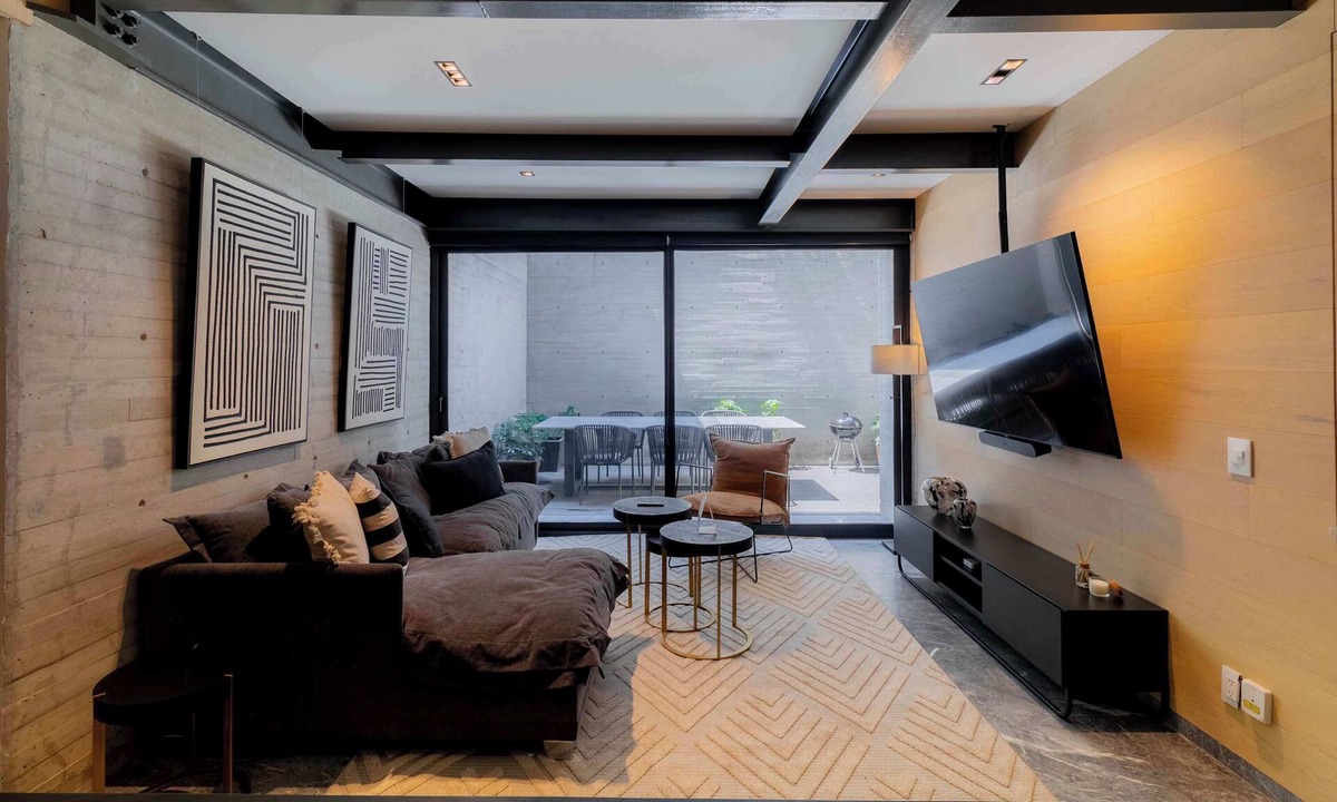 Miguel Hidalgo Apartment | Capitalia | Patio-Connected 1BR Steps from Masaryk