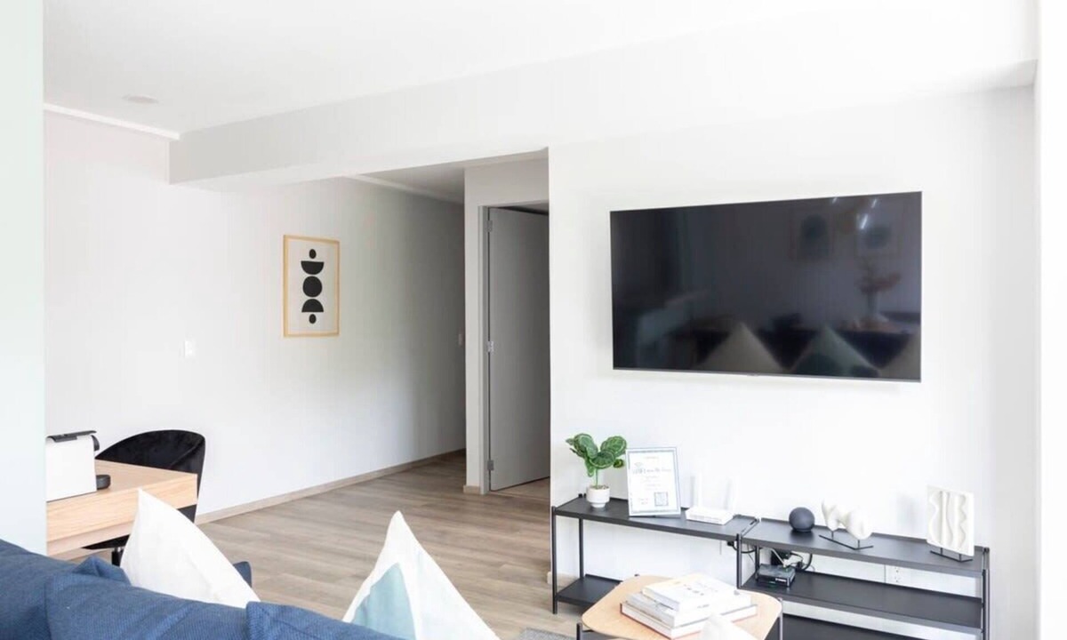 Anahuac Condo | Capitalia | Relax Anzures balcony – Pet Friendly