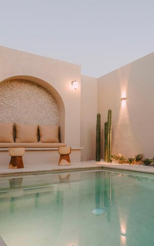 Centro Ski Chalet | Casa AJAL Private Pool Sanctuary