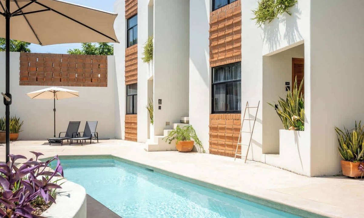 Brisas de Zicatela Apartment | Casa Aymara 602: Rooftop, Starlink & Beach!