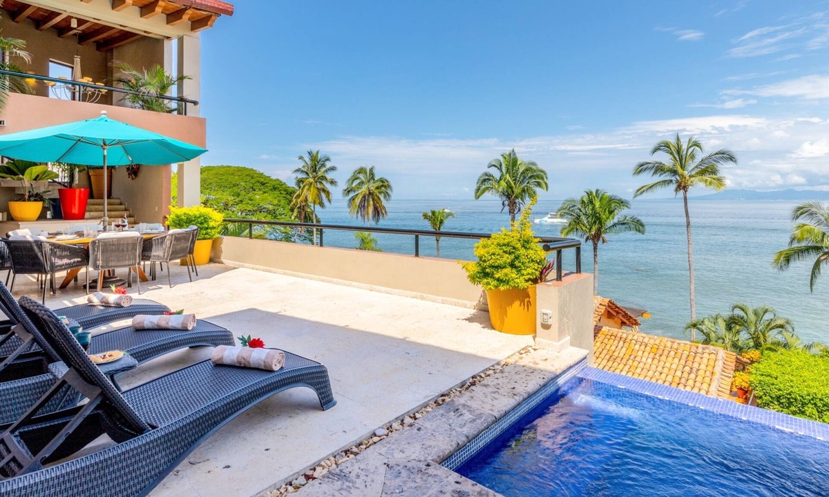 South Shore Hotel Area House | Casa Bahia Linda by Kivoya