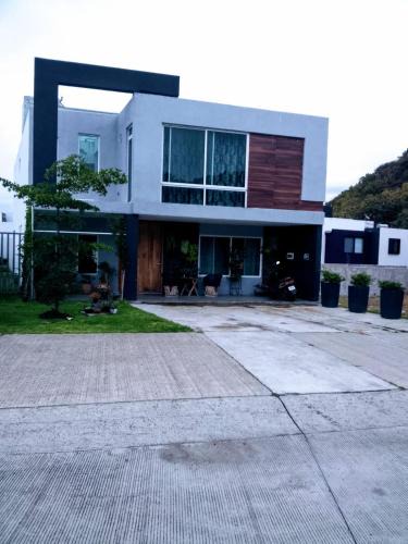 Zapopan House | casa berthita