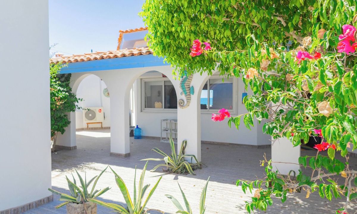 Las Conchas House | Casa de Evilina – Beachfront, Rocky Point