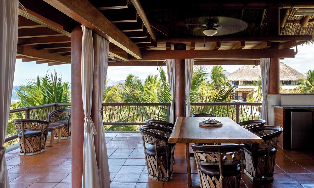Ixtapa - Zihuatanejo Villa | Casa de Olas | Stunning Oceanfront Villa in Las Palmas
