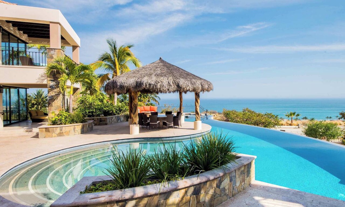 Buzzards Villa | Casa de Sueños by The Agency Baja