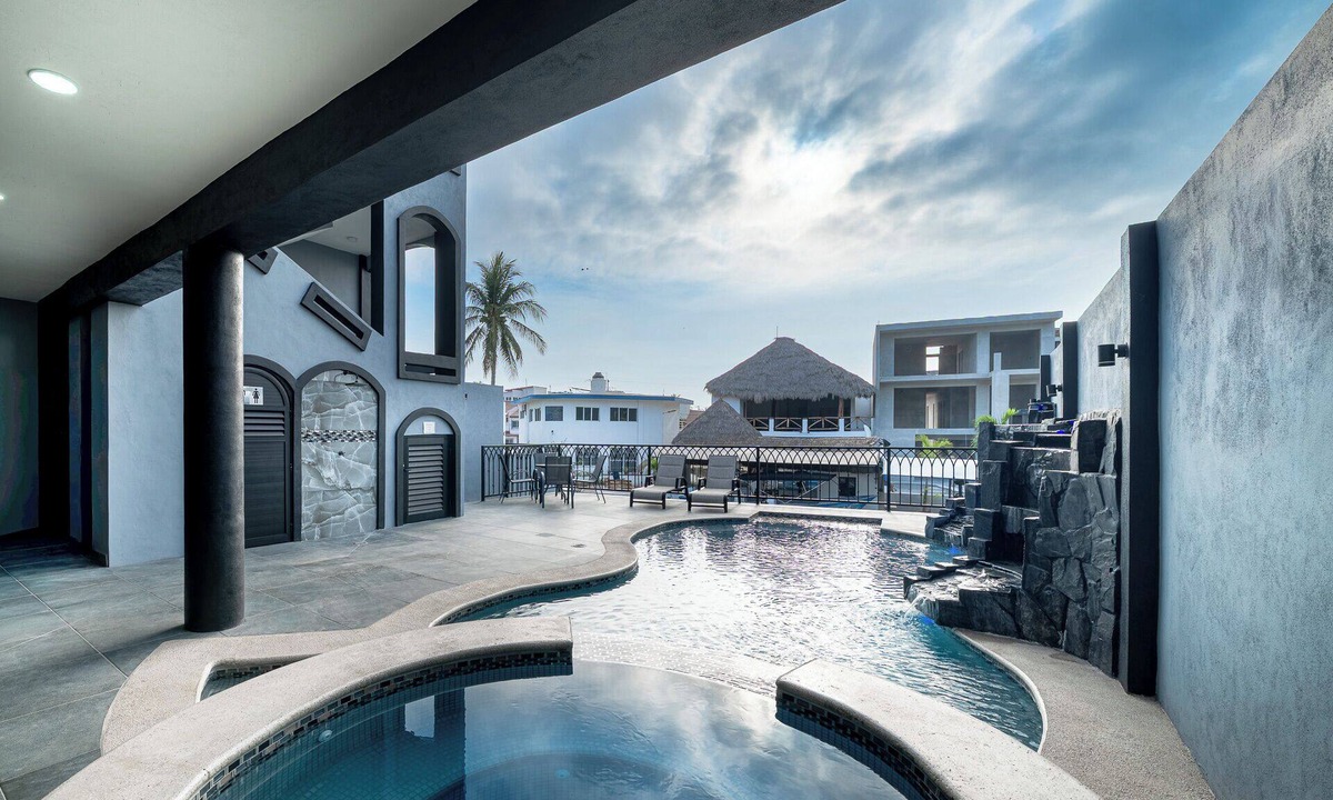 Barra de Navidad Hotel | Casa de Toro