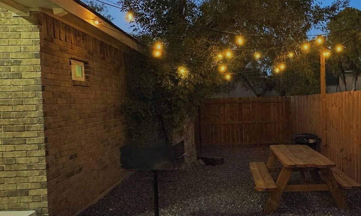 Harlingen Apartment | Casa Filmore Your Large Group Retreat in Harlingen Sleeps 16
