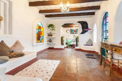 Santa Cecilia House | Casa Gaudí en Tepoztlán