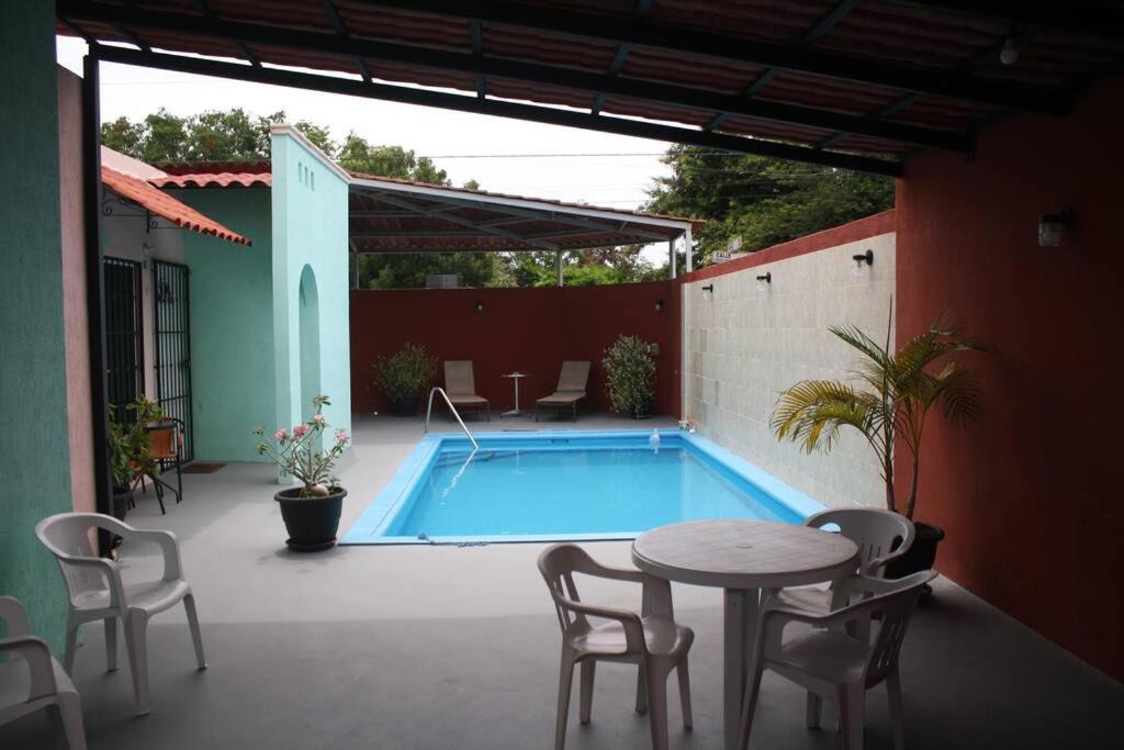Merida House | Casa llena de vida con alberca