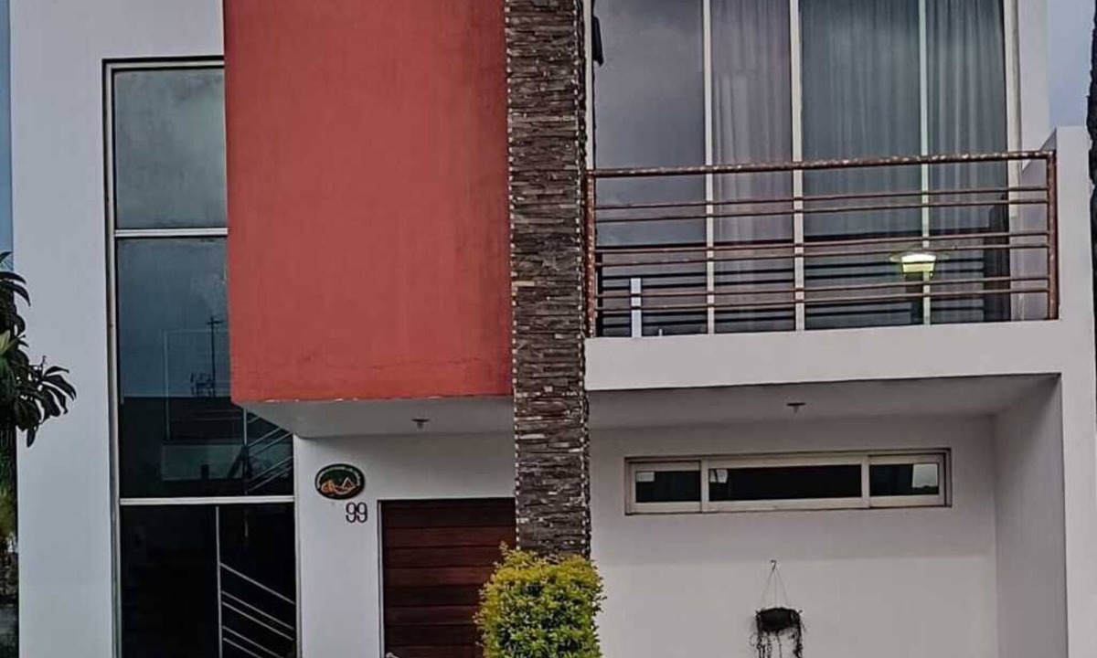 Tlajomulco de Zuniga House | Casa Mariachi & World Cup
