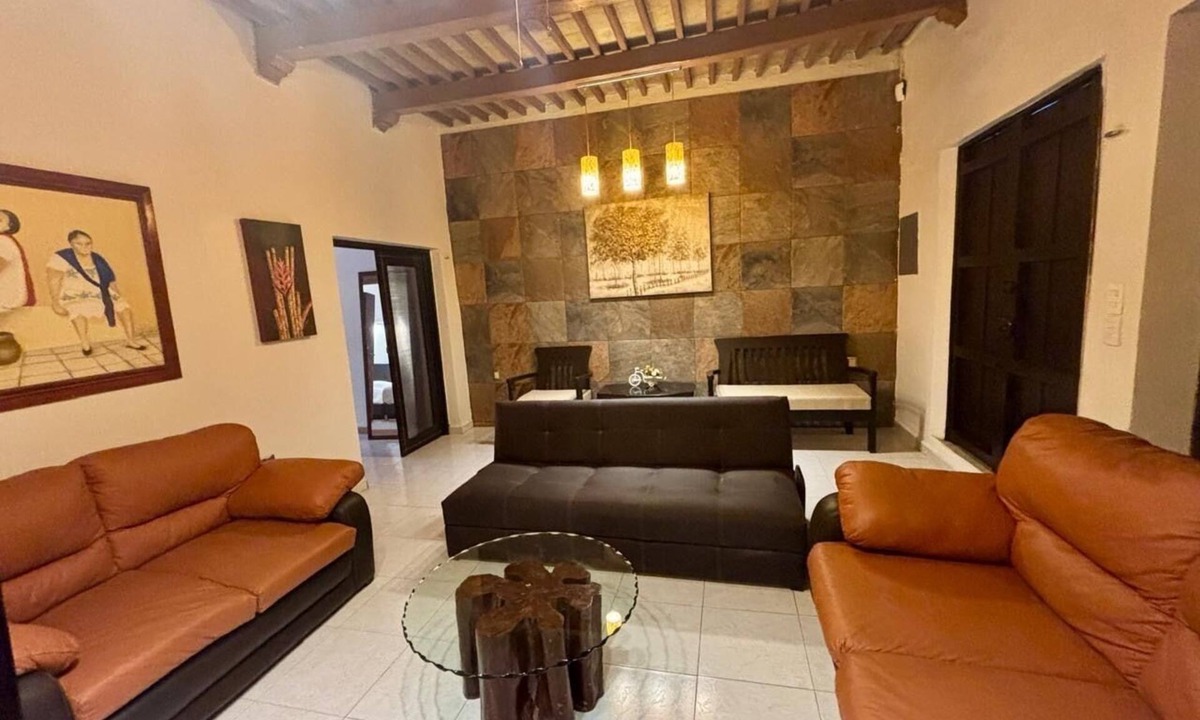 Campeche House | Casa de la 16 2-bedroom colonial house in San Francisco de Campeche - WiFi, AC