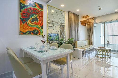Phuong 8 Apartment | Casa Par Grand Suites - Highclass & Central Spot