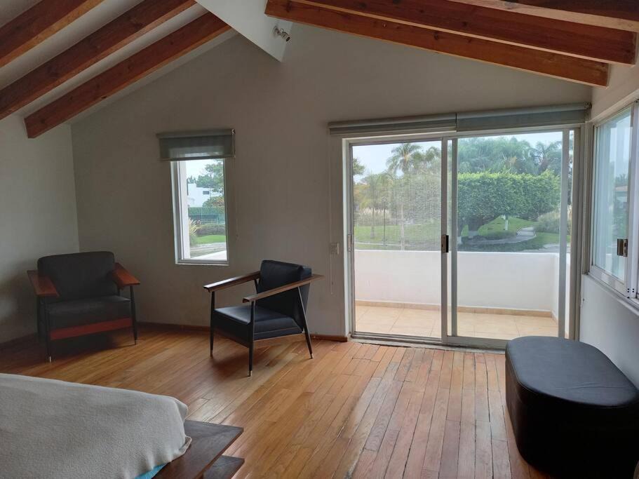 Jiutepec House | Casa para 13 en Cuerna
