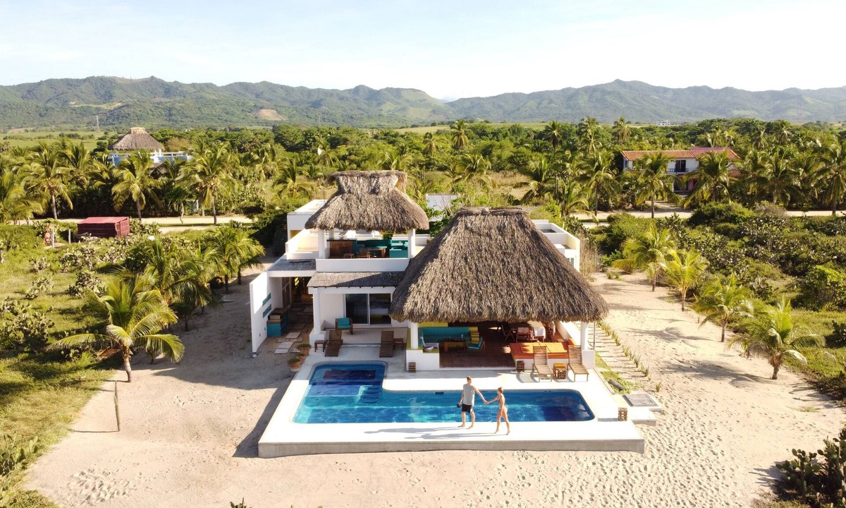 Barra de Colotepec House | Casa Quetzal - Private beachfront villa - Swimming pool & total peace & quiet
