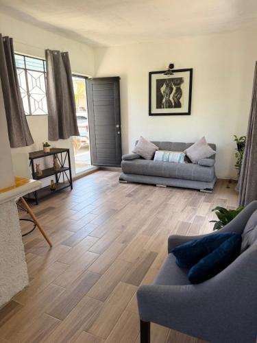 Las Varas House | CasaPalmitas
