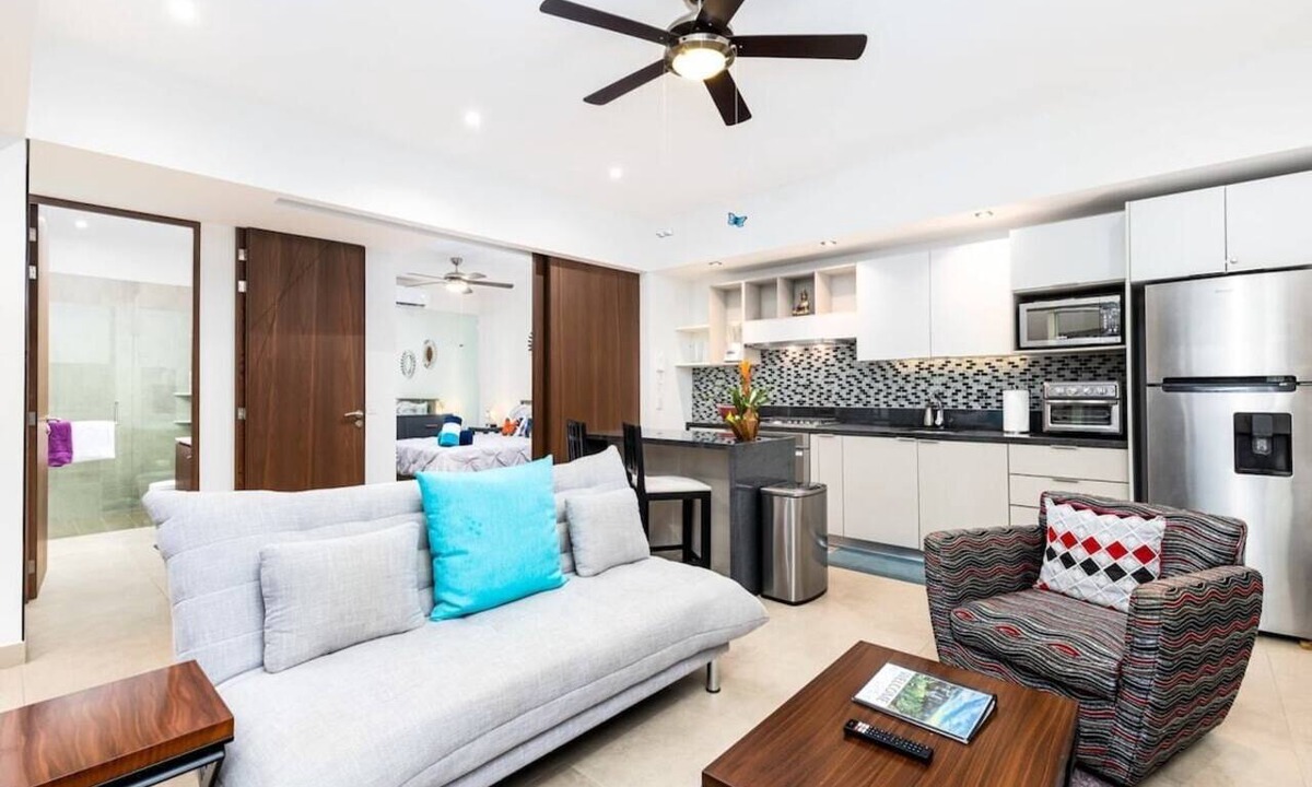 Emiliano Zapata Condo | Casita Mariposa! Pavilion Residences Studio 1 Bath