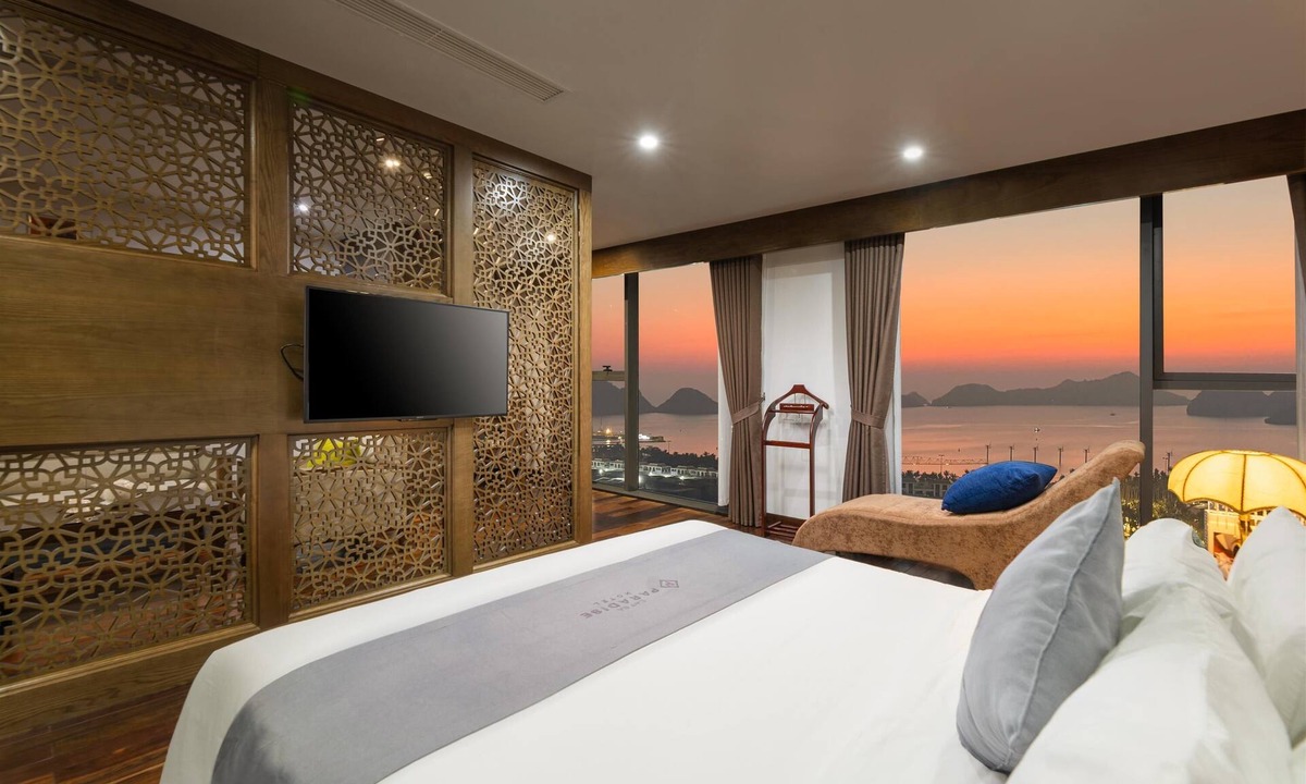 Cat Hai Hotel | Cat Ba Paradise Hotel - Sky Bar & Massage