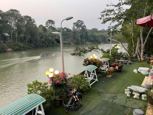 Quan Tom Hotel | Cat Tien Vista