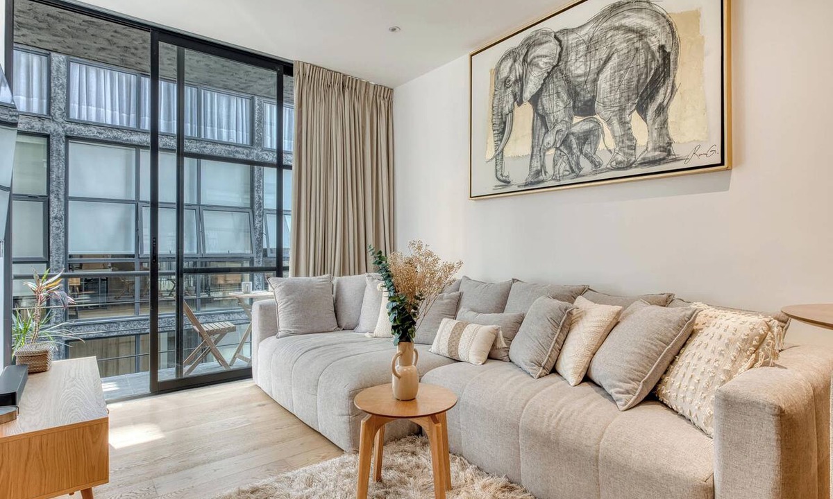 Colonia Roma Apartment | Celebrate Soccer Games 2026 - Style - Gym - Cinema