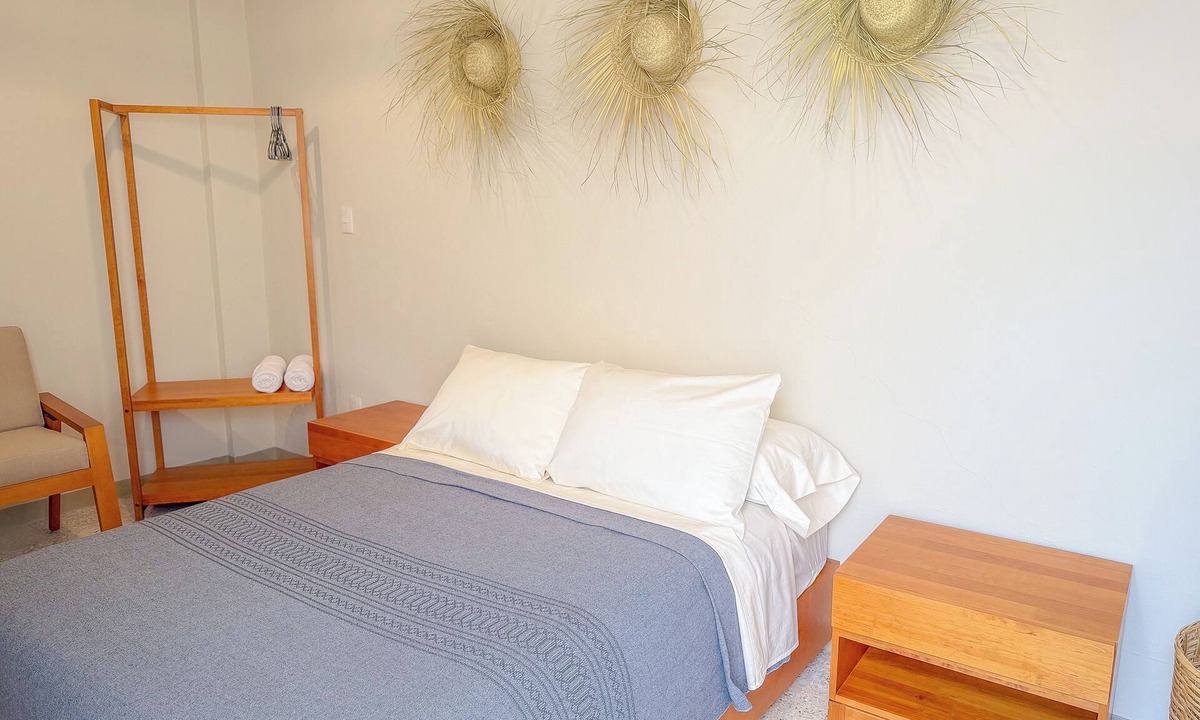 Jalatlaco Apartment | Centrally located loft, 2 bedrooms, close to everything!
