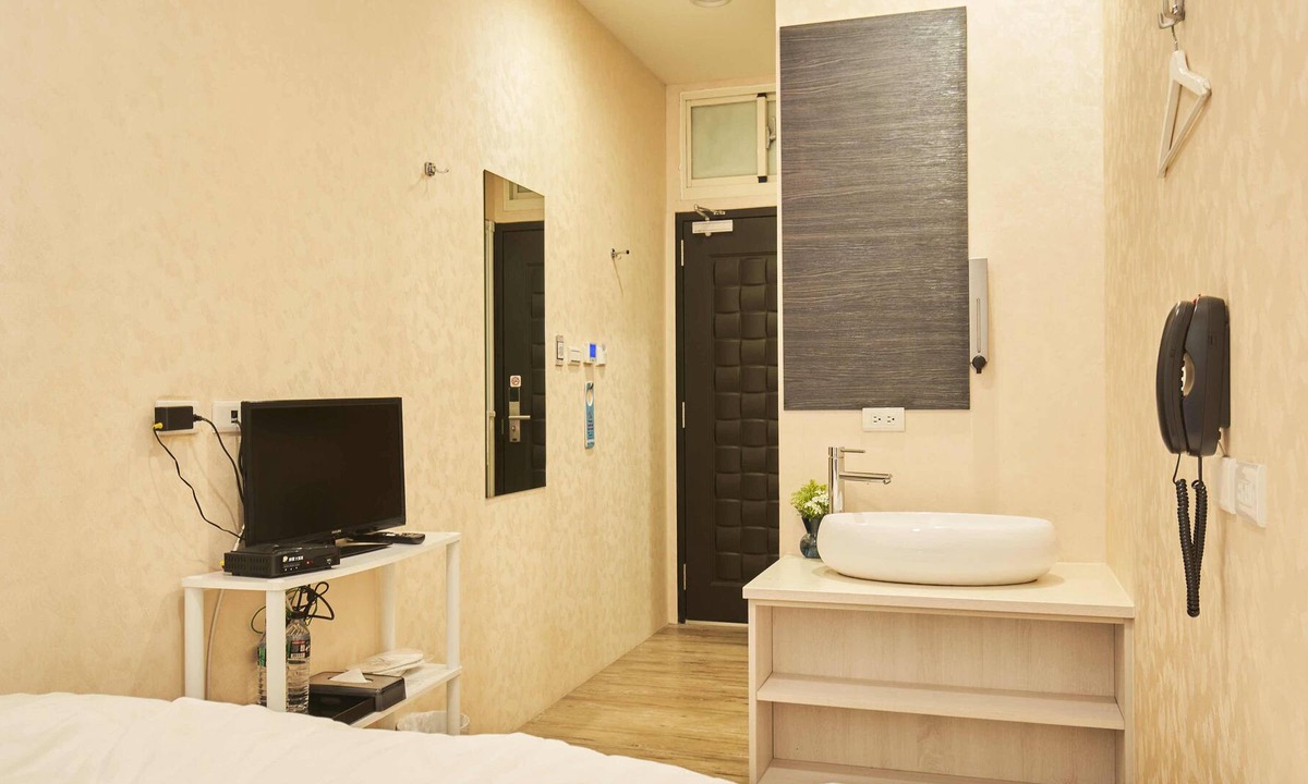 Xinyi Hotel | Ch Place X Hotel