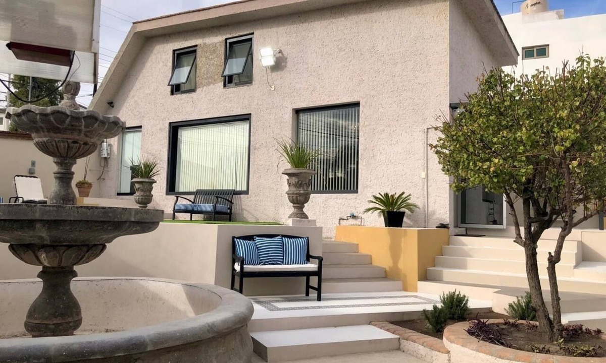 Durango House | Charming 1 BR home w/private yard-walk to downtown