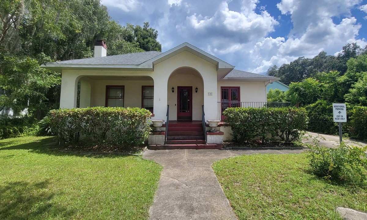 DeLand House | Charming 1925 House in the Heart of DeLand.