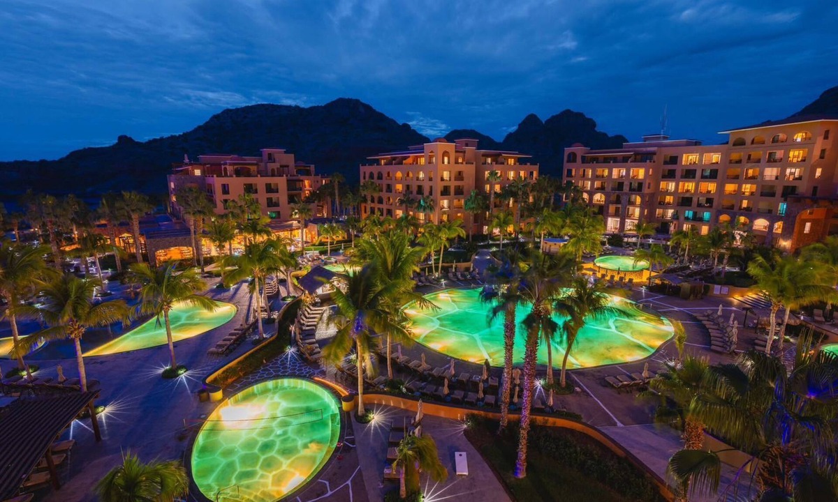Loreto Hotel | Charming 2-bedroom hotel suites with WiFi, AC in La Danzante