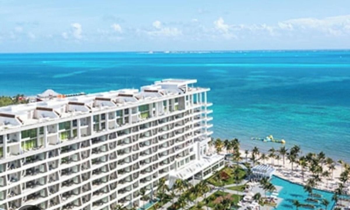 Puerto Juarez Resort | Charming Garza 5+ Diamond resort in Cancún, enjoy and relax!