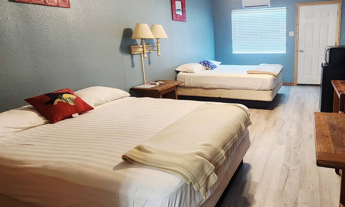 Port Mansfield Hotel | Charming motel room in adorable Port Mansfield, TX pet- friendly