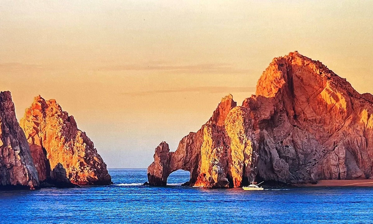 Paraiso Escondido Condo | Chic 1-bedroom condo in lovely Cabo San Lucas with fitness room, WiFi